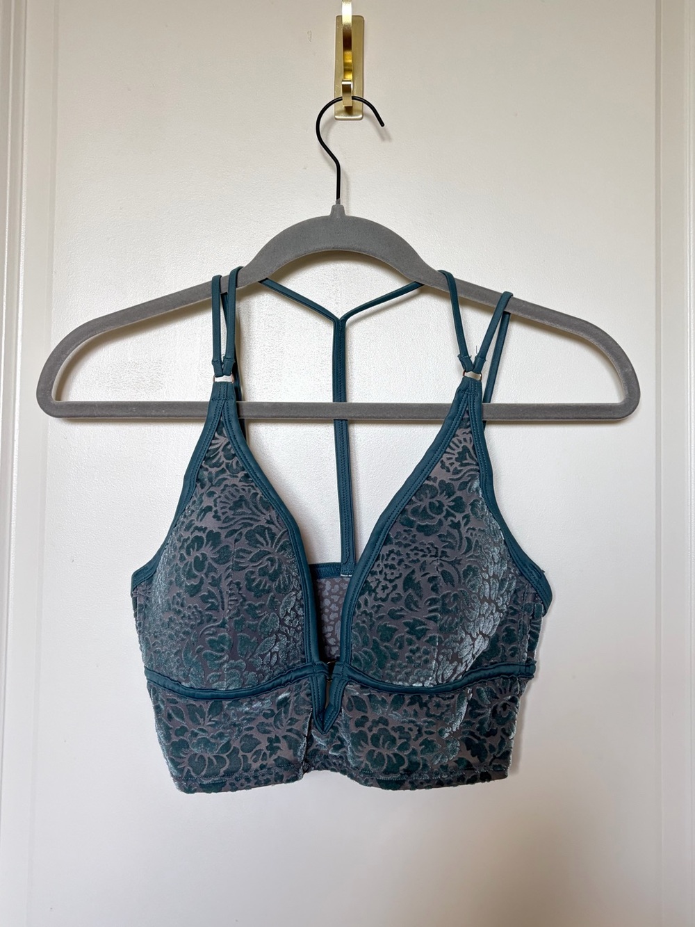 PINK Victoria’s Secret Floral Velvet Bralettes – Bundle of 3 - Picture 9 of 12